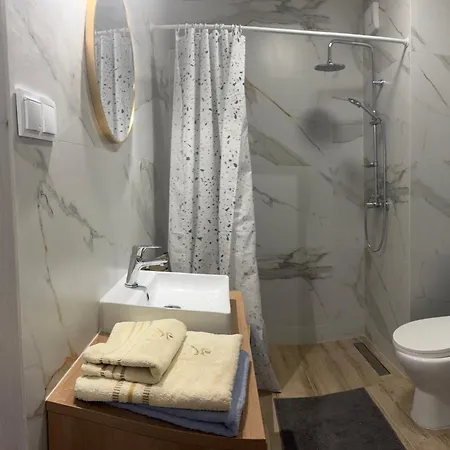 Freshstay-gliwice-old Town 3*
